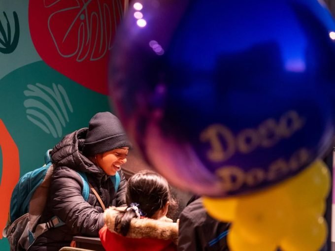 Happy Sunday!!😍Grab a delicious bite at DosaDosa today!! Open till 9-30pm🥳🥳Or order online at (1)